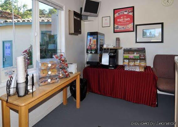 Marinwood Inn & Suites Novato Restaurant photo